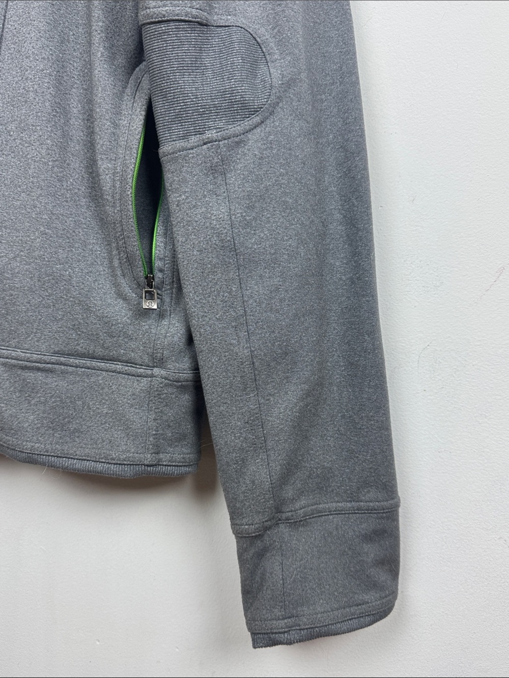Lululemon Jacket - Picture 8 of 9